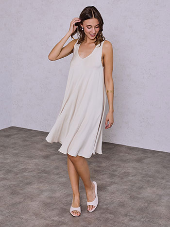 Φόρεμα μονόχρωμο από βισκόζη σε μπεζ