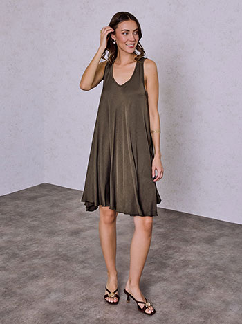 Φόρεμα μονόχρωμο από βισκόζη σε καφέ σκούρο