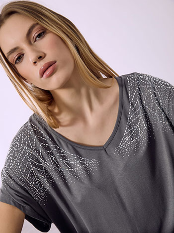 Top with strass in dark grey