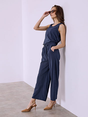 Asymmetric top and cropped trousers set in dark blue