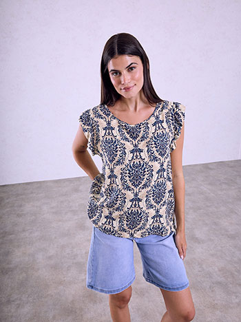 Cotton top with ruffles in blue