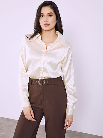 Πουκάμισο σατέν με ανάγλυφο ύφασμα σε πούδρα