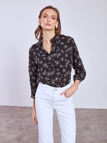 Πουκάμισο με λουλούδια σε μαύρο