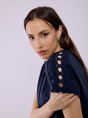 Top with lace and strass in dark blue