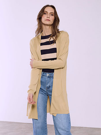 Ζακέτα μακριά με τσέπες σε μπεζ σκούρο