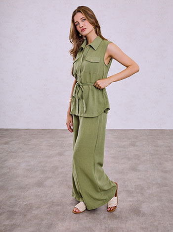 Shirt and trousers set with belt in khaki
