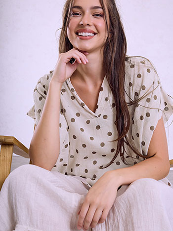 Polka dot cotton top in beige