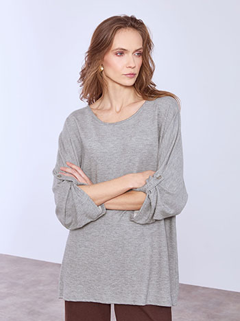 Top with rolled up sleeves in grey