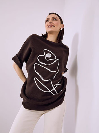 Πουλόβερ κοντομάνικο με παγιέτες σε καφέ σκούρο