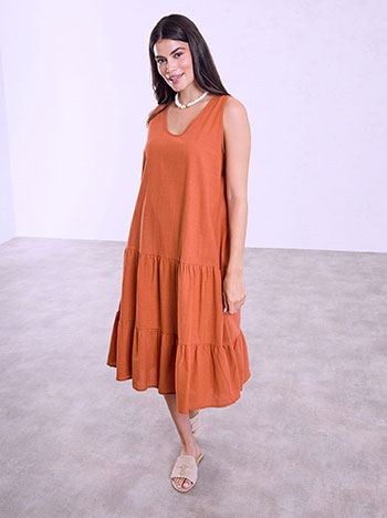 Dress with ruffled hem in terracota
