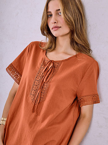 Midi dress with crochet details in terracota