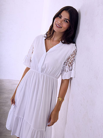 Dress with crochet sleeves in white