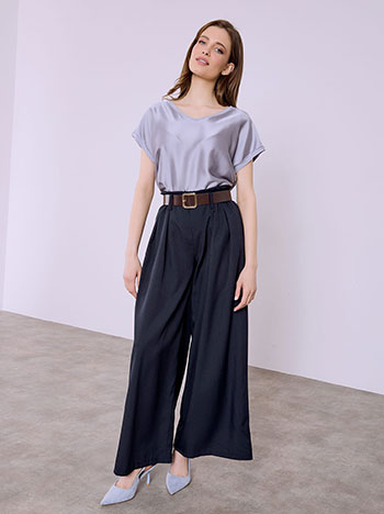 Παντελόνα με πιέτες σε σκούρο μπλε