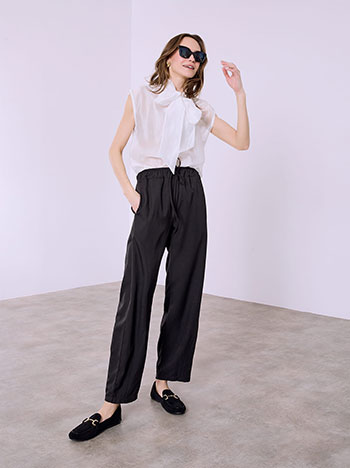 Παντελόνι barrel μονόχρωμο σε μαύρο