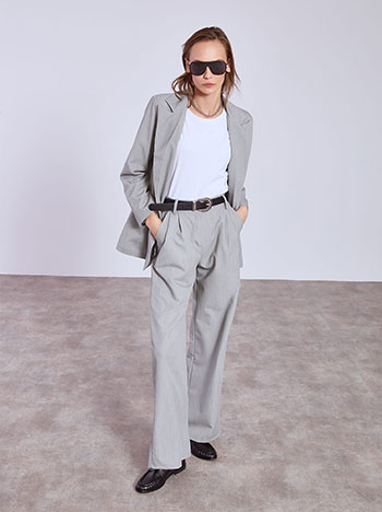 Trousers with pleats in grey