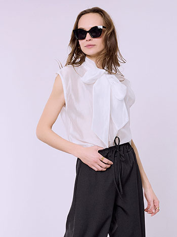 Top semi sheer with tie in white