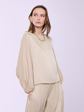 Stain top in beige