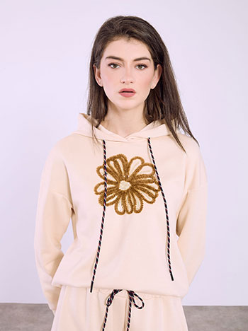 Φούτερ με ανάγλυφο λουλούδι σε μπεζ