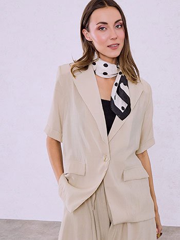 Lightweight blazer with shoulder pads in beige