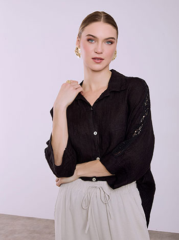 Linen shirt in black