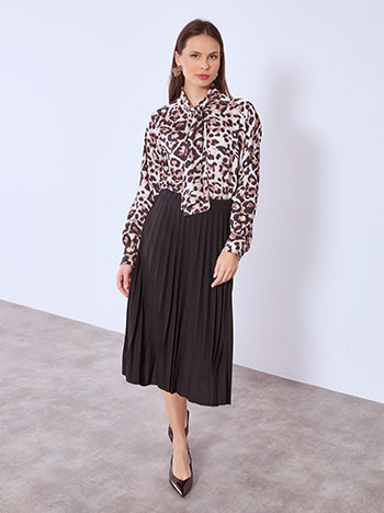 Φούστα μίντι πλισέ σε μαύρο