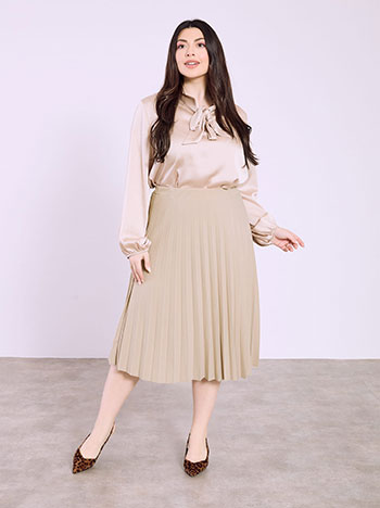 Skirt midi pleated in beige