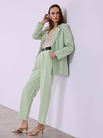 Trousers with pleats in almond green