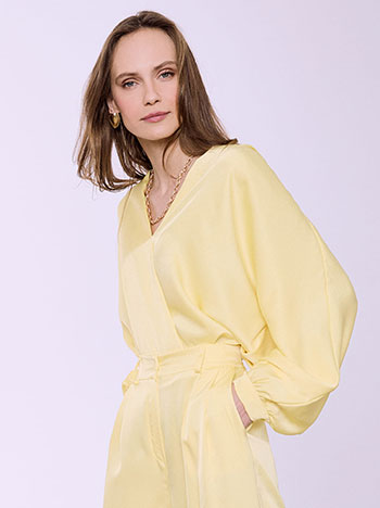 Satin top with pleat in yellow
