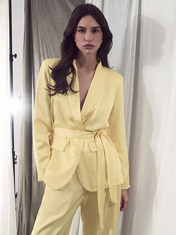 Satin blazer with belt in yellow