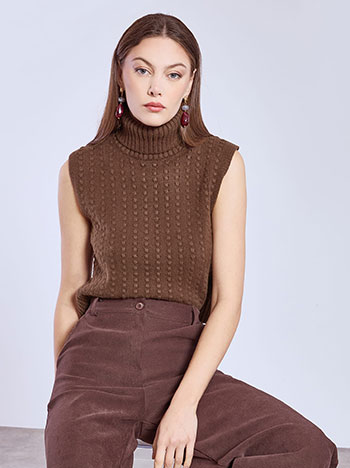 Ζιβάγκο με ανάγλυφη πλέξη σε καφέ