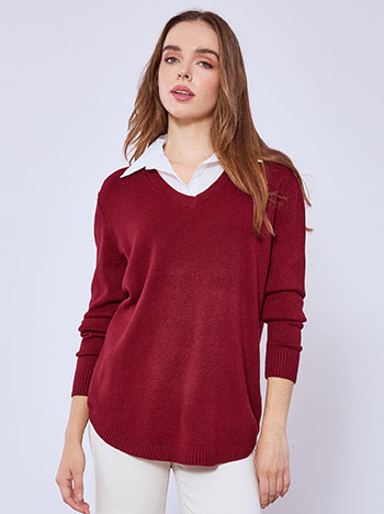 Top with shirt collar in wine red