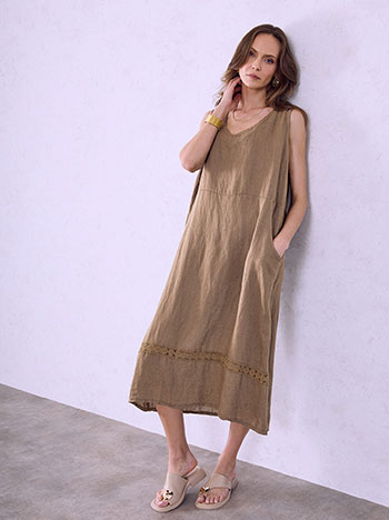 Dress with knitted detail in brown