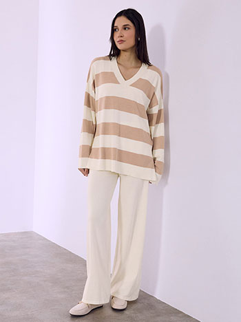Σετ μπλούζα ριγέ και παντελόνι σε μπεζ ανοιχτό