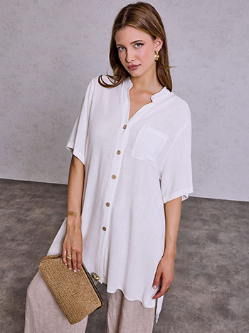 Asymmetric shirt with pocket in white