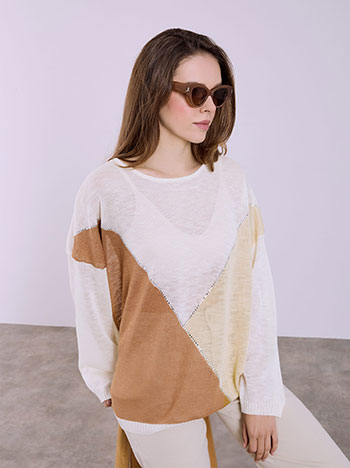 Top knitted with strass in light beige