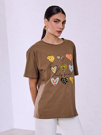 T-shirt oversized με στάμπα σε καφέ