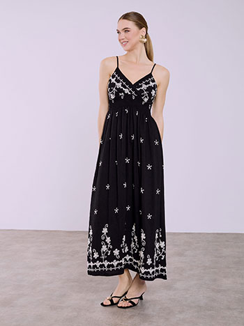 Maxi dress with embroidered patterns in black