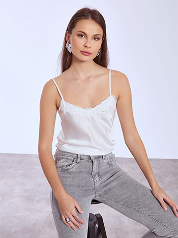 Lingerie with lace details in white