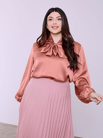 Top satin with tie in dusty pink