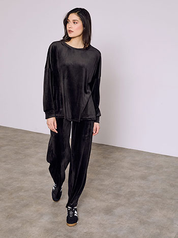 Σετ μονόχρωμο βελούδινο σε μαύρο