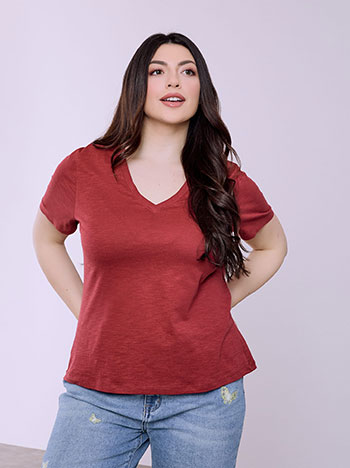 T-shirt cotton with V neckline in light red