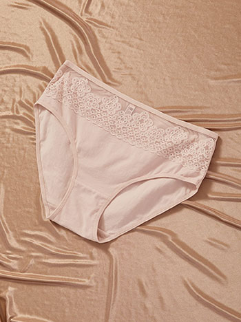 Brief with lace detail in beige