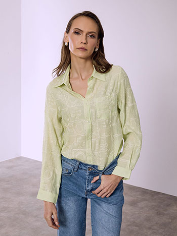 Πουκάμισο με μεταλλιζέ κεντήματα σε πράσινο ανοιχτό