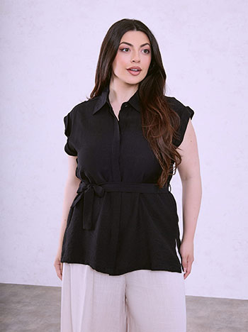 Shirt with detachable belt in black