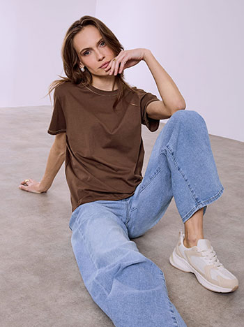 T-shirt with metallic details in brown