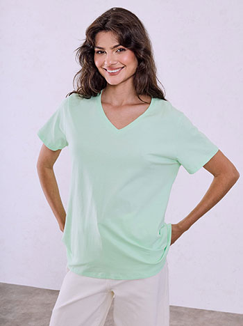 V neckline T-shirt in mint