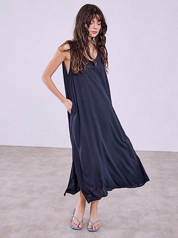 Monochrome midi dress in dark blue