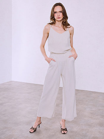 Monochrome wide leg trousers with linen in light beige