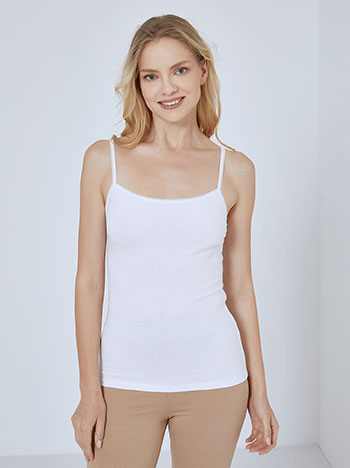 2 undershirts set with lace detail in white
