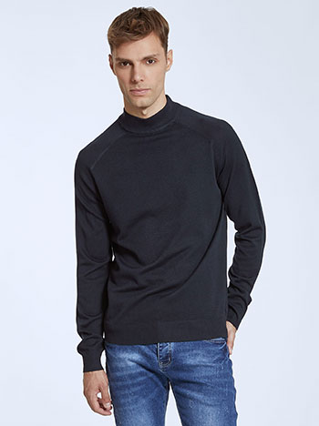 Μπλούζες/Πουλόβερ Ανδρικό πουλόβερ με ριπ λεπτομέρειες WQ7656.4216+4